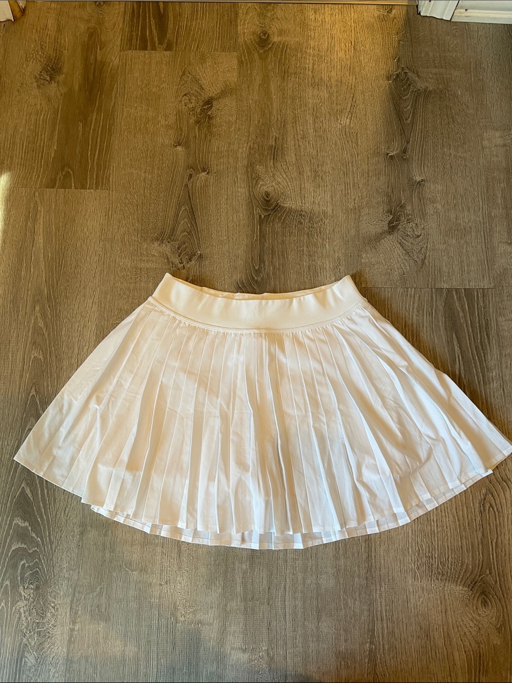 CRZ YOGA White Pleated Skater Skirt with shorts underneath